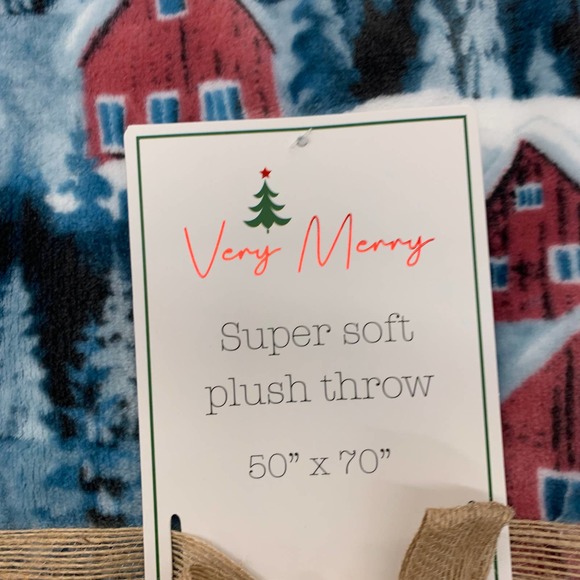 Snow Red Christmas House Village Winter Trees Holiday Plush Throw Blanket Blue - Picture 6 of 8